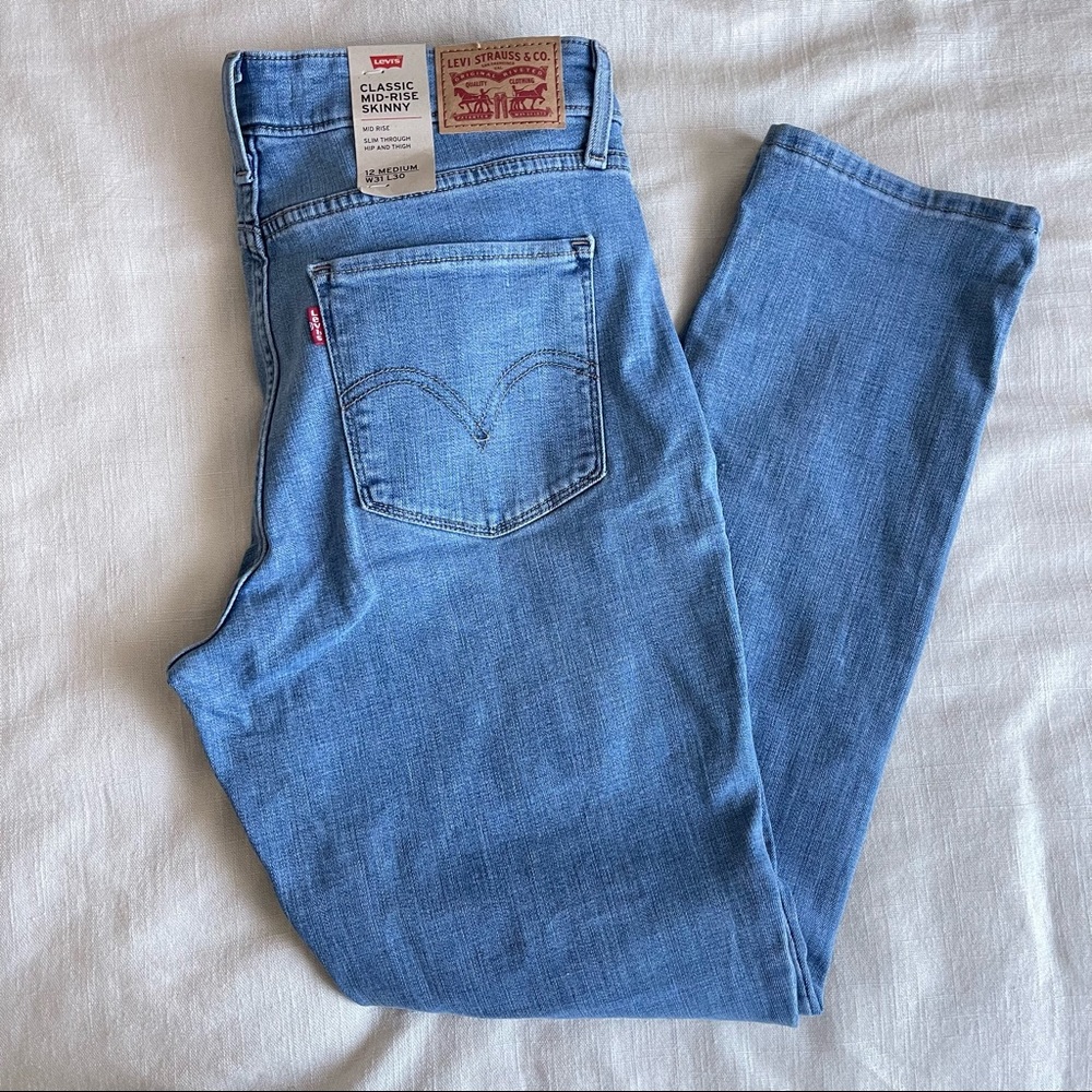 Levi’s Classic Mid Rise Skinny